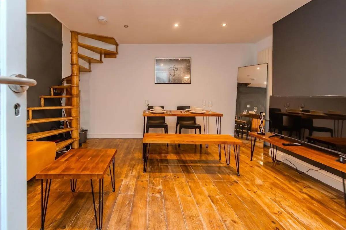 Beautiful 1 Bedroom Flat Next To Beach Sleep 3 브라이턴 0*,